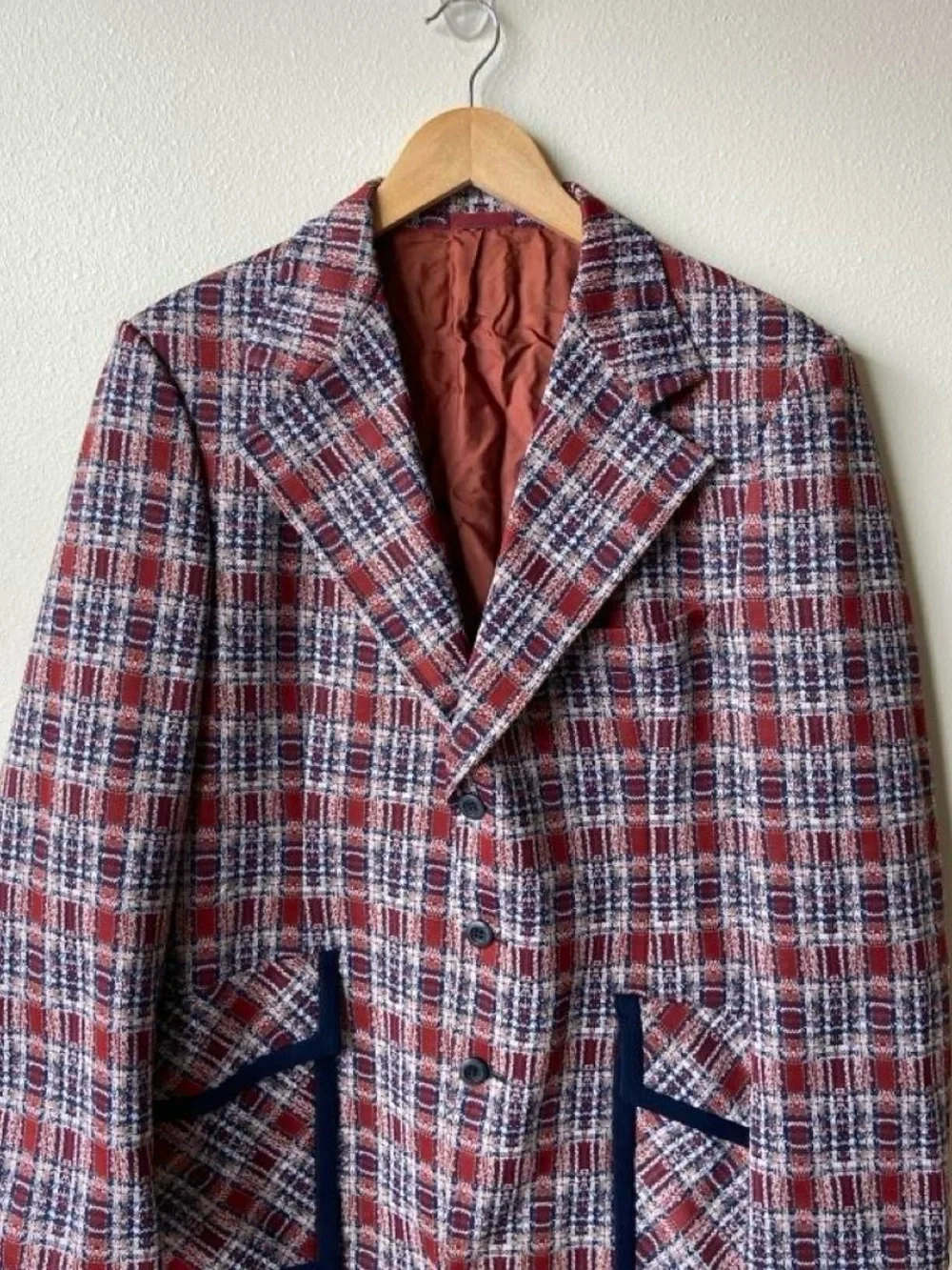 Vintage 70s Kirkmoor Men's Red Plaid Sport Coat with Navy Trim